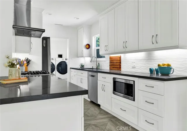 Photo 3 of Single family home for sale at 8002 Aldea Ave, Van Nuys, CA 91406 | MLS# SR26212363 | Listing updated on 2026-10-11