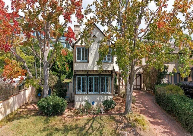 Photo 1 of Sale Pending at 5669 Bellevue Ave, La Jolla, CA 92037 | MLS# NDP2609063 | Listing updated on 2026-10-08