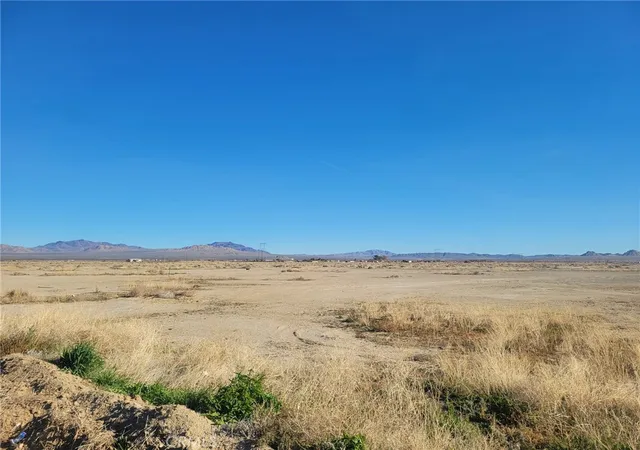 Photo 3 of Land for sale at 0 Locust, Lucerne Valley, CA 92356 | MLS# HD26212593 | Listing updated on 2026-10-01
