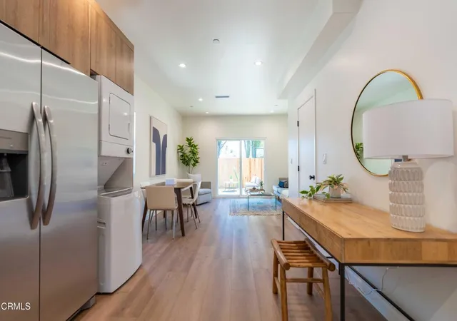 Photo 4 of Condo for sale at 2222 1/4 Dorris Pl, Los Angeles, CA 90031 | MLS# P1-29034 | Listing updated on 2026-10-01