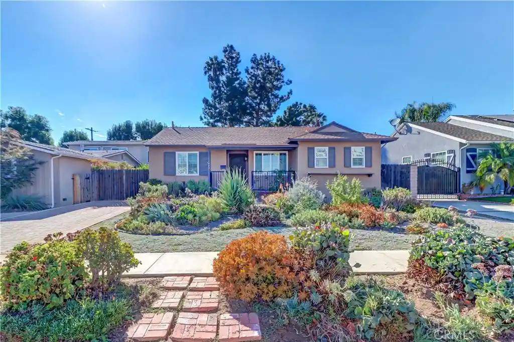 Photo 1 of Single family home for sale at 429 Catalpa Ave, Brea, CA 92821 | MLS# PW26210925 | Listing updated on 2026-10-14