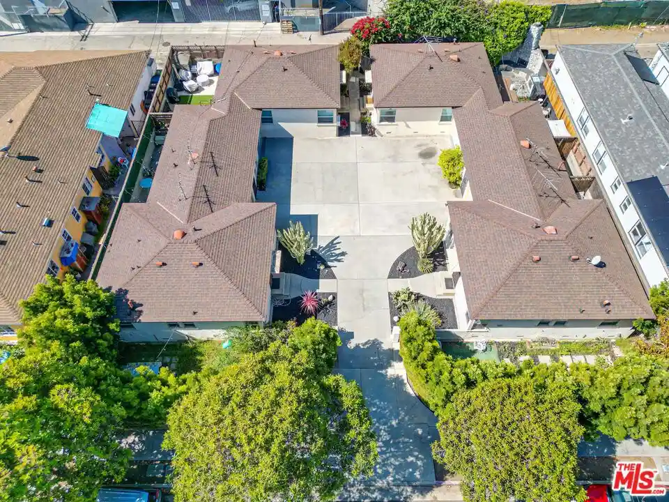 Multi family home for sale at 4239 S Centinela Ave, Los Angeles, CA 90066 | MLS# 26989271