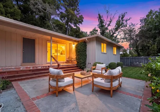 Photo 2 of Sale Pending at 22 Pasatiempo Dr, Santa Cruz, CA 95060 | MLS# ML82063050 | Listing updated on 2026-10-09