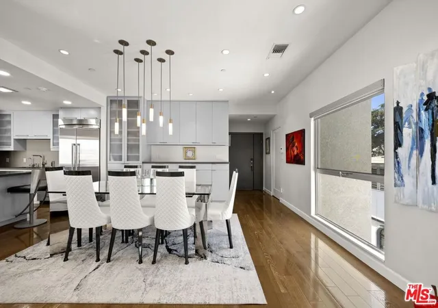 Photo 3 of Condo for sale at 907 Lincoln Blvd #PH 302, Santa Monica, CA 90403 | MLS# 26994785 | Listing updated on 2026-10-08