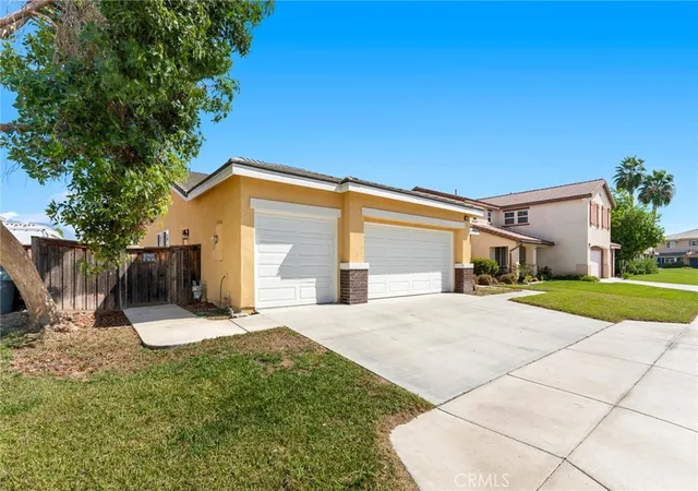Photo 2 of Single family home for sale at 1137 Bramble, San Jacinto, CA 92582 | MLS# SW26210745 | Listing updated on 2026-10-01