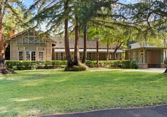 Photo 2 of Sale Pending at 838 Morse St, San Jose, CA 95126 | MLS# ML82063057 | Listing updated on 2026-10-09