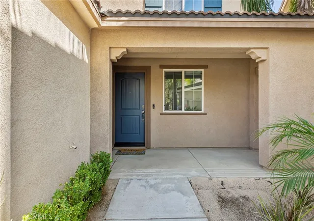 Photo 4 of Single family home for sale at 34254 Woodmont, Lake Elsinore, CA 92532 | MLS# IG26212816 | Listing updated on 2026-10-11