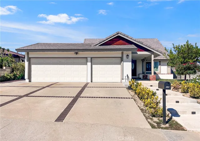 Photo 1 of Single family home for sale at 239 N Palo Cedro, Diamond Bar, CA 91765 | MLS# CV26210946 | Listing updated on 2026-10-08