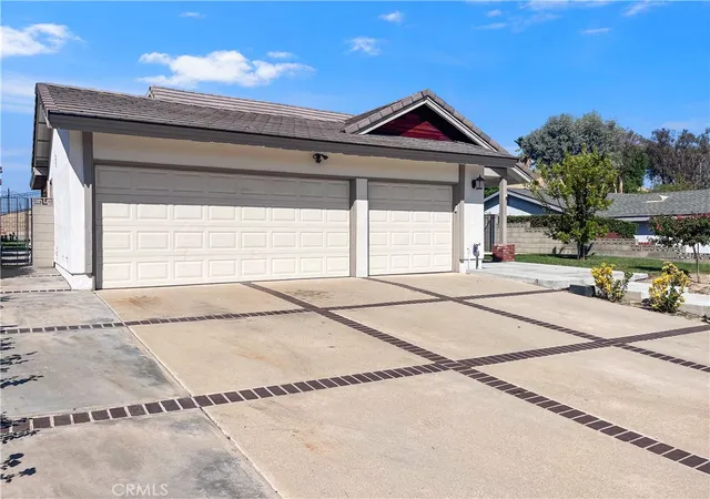 Photo 3 of Single family home for sale at 239 N Palo Cedro, Diamond Bar, CA 91765 | MLS# CV26210946 | Listing updated on 2026-10-08