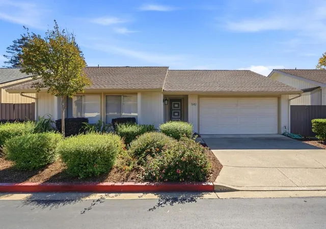 Single family home for sale at 542 Hamlin Way, San Leandro, CA 94578 | MLS# ML82063069