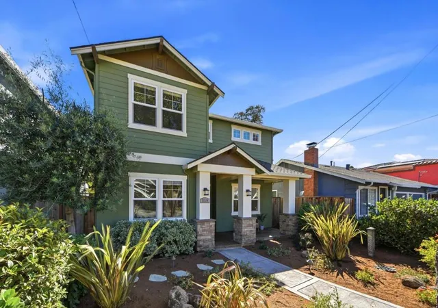Photo 3 of Single family home for sale at 558 Coe Ave, San Jose, CA 95125 | MLS# ML82062774 | Listing updated on 2026-10-12