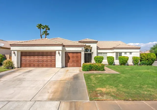 Photo 1 of Single family home for sale at 79130 Canterra Dr, La Quinta, CA 92253 | MLS# 219153458DA | Listing updated on 2026-10-03