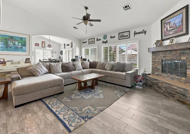Photo 3 of Single family home for sale at 79130 Canterra Dr, La Quinta, CA 92253 | MLS# 219153458DA | Listing updated on 2026-10-03