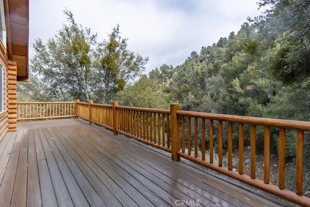 Single family home for sale at 2304 Glacier Dr, Frazier Park, CA 93225 | MLS# SR26211232