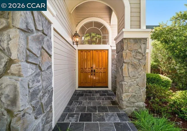 Photo 3 of Single family home for sale at 1291 Stoney Crk Dr, San Ramon, CA 94582 | MLS# 41149818 | Listing updated on 2026-10-08