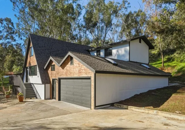 Photo 2 of Single family home for sale at 11618 Johnson Lake Rd, Lakeside, CA 92040 | MLS# PTP2607362 | Listing updated on 2026-09-30