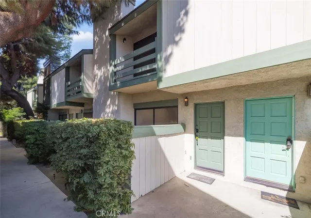 Photo 1 of Townhouse for sale at 7550 Zombar #11, Van Nuys, CA 91406 | MLS# GD26212888 | Listing updated on 2026-10-01