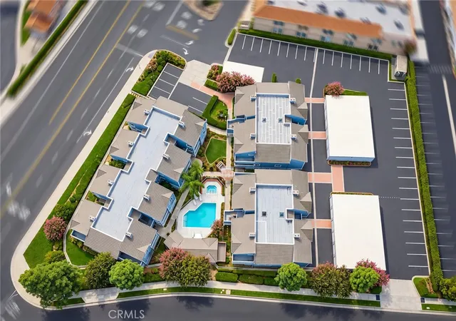 Photo 33 of Condo for sale at 111 S Lakeview #i, Placentia, CA 92870 | MLS# WS26211080 | Listing updated on 2026-10-13