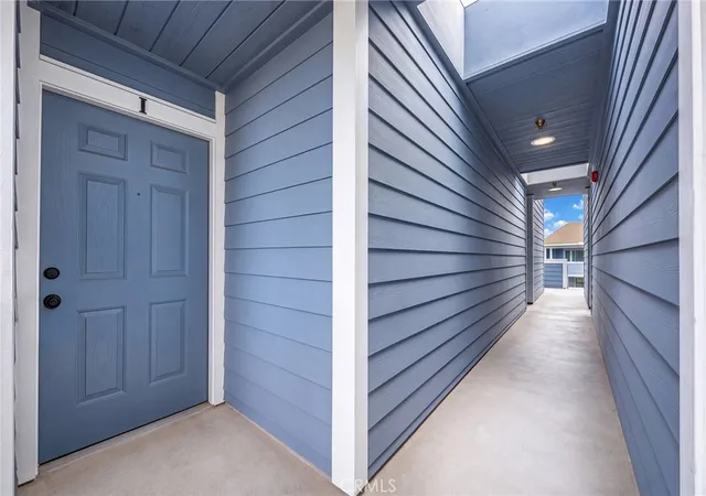 Photo 3 of Condo for sale at 111 S Lakeview #i, Placentia, CA 92870 | MLS# WS26211080 | Listing updated on 2026-10-13