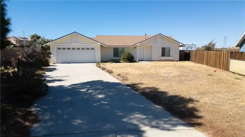 Photo 1 of Single family home for sale at 11318 Newland Ct, Victorville, CA 92392 | MLS# IV26212891 | Listing updated on 2026-10-24