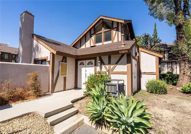 Photo 2 of Townhouse for sale at 1074 S Mountain, Ontario, CA 91762 | MLS# DW26211925 | Listing updated on 2026-10-06