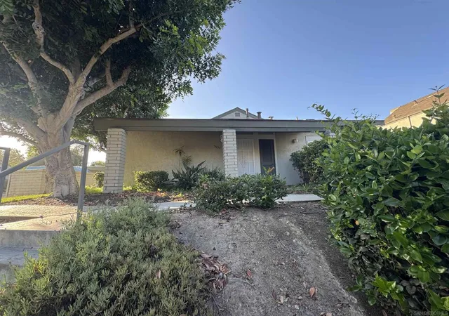 Photo 2 of Condo for sale at 5037 La Cuenta Dr, San Diego, CA 92124 | MLS# 260023784SD | Listing updated on 2026-10-07