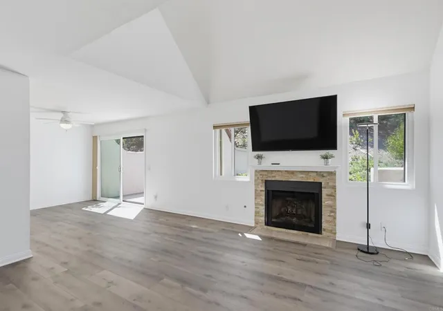 Listing Photo 1 - Condo for sale in building located at 11835 Caminito Ronaldo, San Diego, CA 92128 - Unit #114