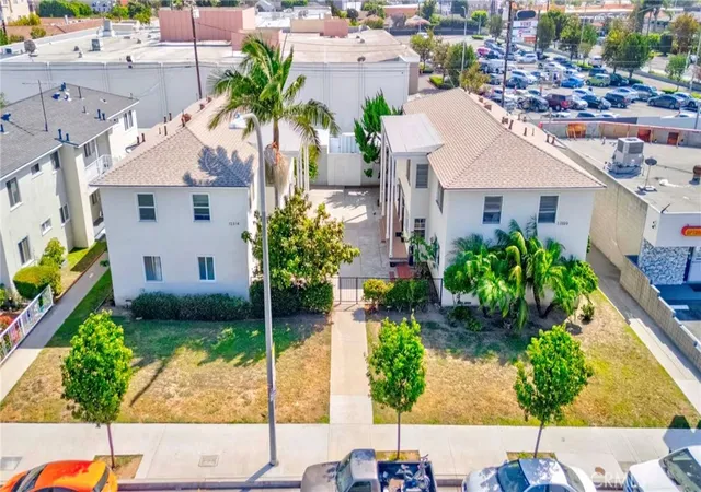 Photo 3 of Multi family home for sale at 12320 Washington Pl, Los Angeles, CA 90066 | MLS# AR26212399 | Listing updated on 2026-10-11