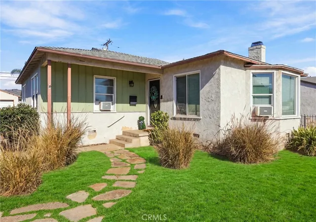 Photo 2 of Single family home for sale at 11515 Mines, Whittier, CA 90606 | MLS# DW26211628 | Listing updated on 2026-10-11