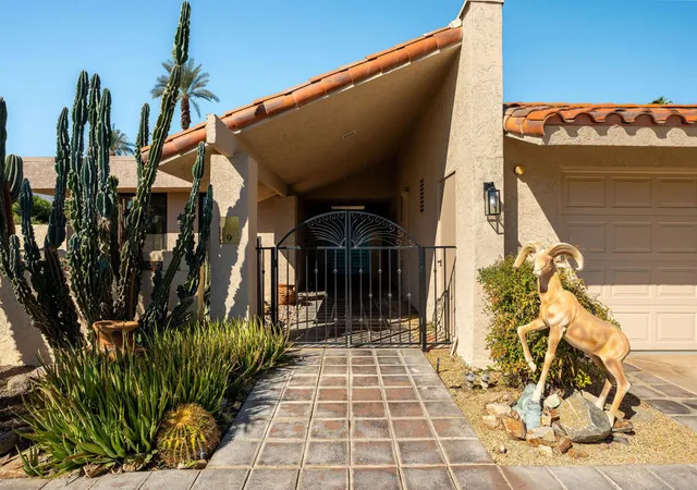Photo 3 of Condo for sale at 9 Swarthmore Ct, Rancho Mirage, CA 92270 | MLS# 219153479DA | Listing updated on 2026-10-08