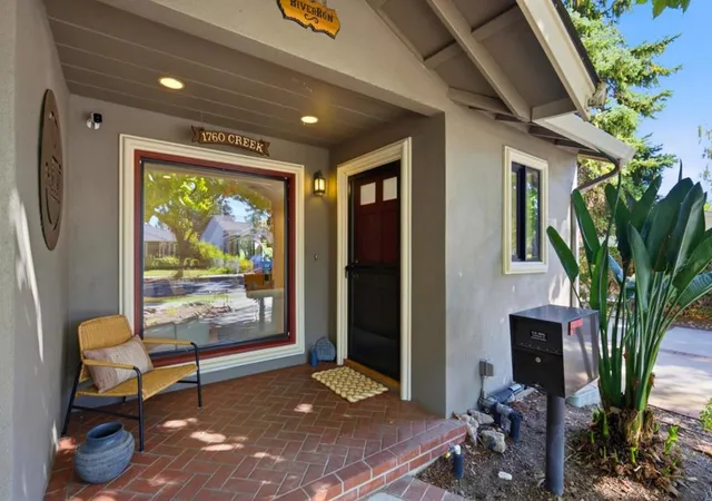Photo 3 of Sale Pending at 1760 Creek Dr, San Jose, CA 95125 | MLS# ML82060159 | Listing updated on 2026-10-08