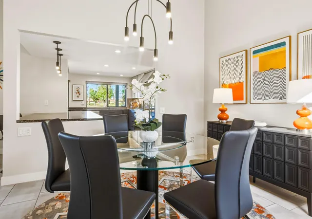 Listing Photo 4 - Condo for sale in building located at 35657 Calle Montigo, Cathedral City, CA 92234