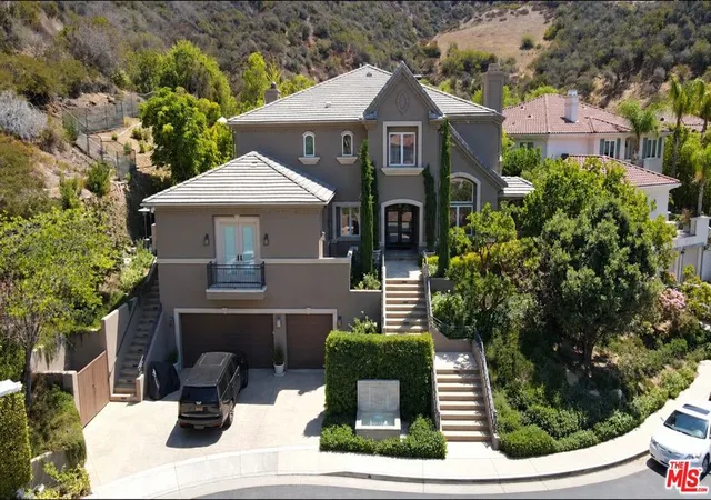 Photo 1 of Land for sale at 16821 Via La Costa, Pacific Palisades, CA 90272 | MLS# 26994913 | Listing updated on 2026-10-08