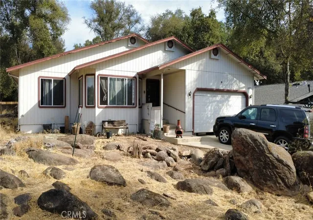 Photo 1 of Single family home for sale at 18872 N Shore Dr, Hidden Valley Lake, CA 95467 | MLS# LC26208717 | Listing updated on 2026-10-01