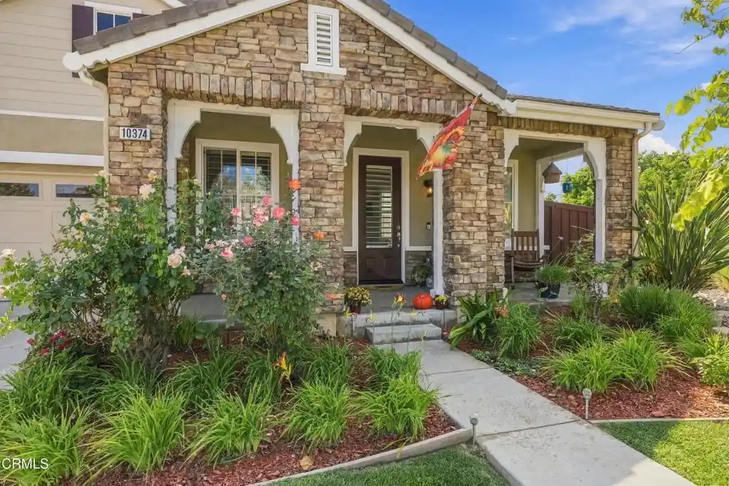 Single family home for sale at 10374 New Hvn St, Ventura, CA 93004 | MLS# V1-39011