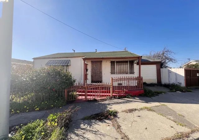 Single family home for sale at 331 S 50th Street, Richmond, CA 94804 | MLS# 41149871