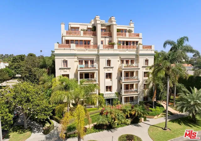 Condo for sale at 603 Ocean Ave #2A, Santa Monica, CA 90402 | MLS# 26995173