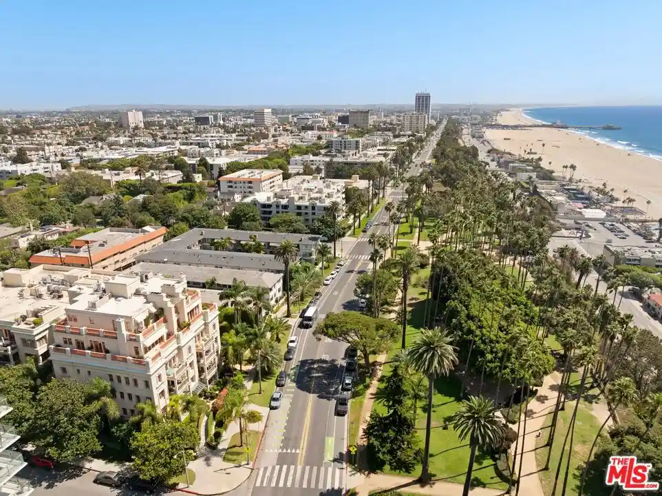 Listing Photo 24 - Condo for sale in 603 Ocean Ave located at 603 Ocean Ave, Santa Monica, CA 90402 - Unit #2A