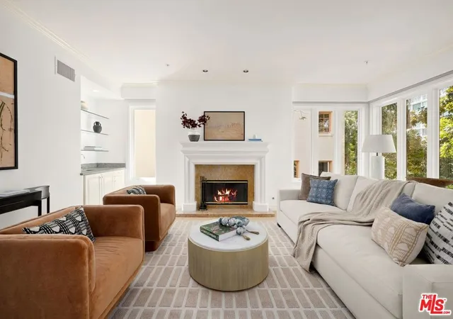 Listing Photo 5 - Condo for sale in building located at 603 Ocean Ave, Santa Monica, CA 90402 - Unit #2A