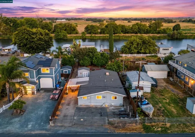 Photo 1 of Single family home for sale at 4412 Sandmound Blvd, Oakley, CA 94561 | MLS# 41149877 | Listing updated on 2026-10-07