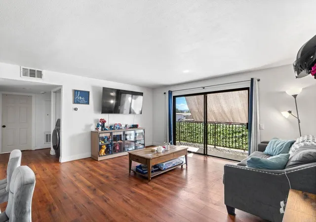 Listing Photo 5 - Condo for sale in building located at 12720 Laurel St, Lakeside, CA 92040 - Unit #216