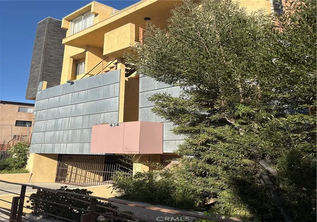 Photo 3 of Multi family home for sale at 434 S Westmoreland, Los Angeles, CA 90020 | MLS# WS26211777 | Listing updated on 2026-10-05