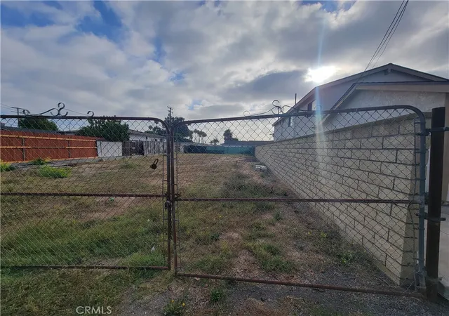 Photo 2 of Land for sale at 17101 B Ln, Huntington Beach, CA 92647 | MLS# PW26213369 | Listing updated on 2026-10-09