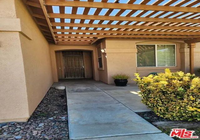 Photo 2 of Single family home for sale at 2292 Versailles St, San Jacinto, CA 92583 | MLS# 26995155 | Listing updated on 2026-10-01