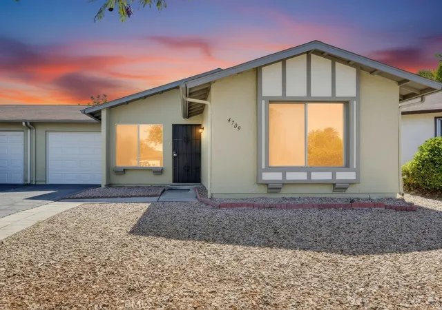 Photo 2 of Single family home for sale at 4709 Westerly Ct, Oceanside, CA 92056 | MLS# OC26212319 | Listing updated on 2026-10-09