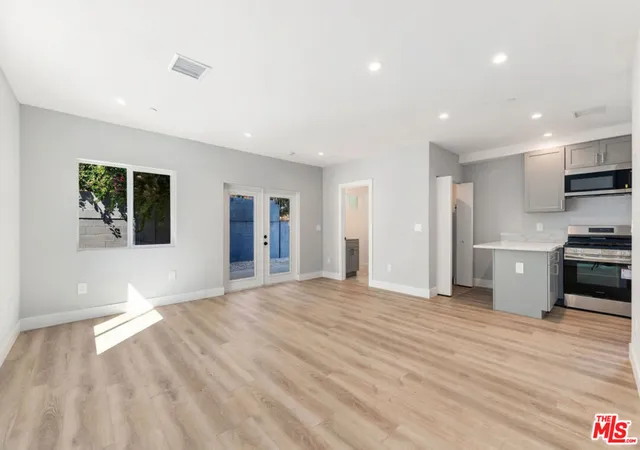 Photo 3 of Multi family home for sale at 19100 Victory Blvd, Tarzana, CA 91335 | MLS# 26995211 | Listing updated on 2026-10-07
