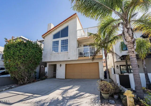 Photo 3 of Single family home for sale at 152 Highland Dr, Oxnard, CA 93035 | MLS# V1-39017 | Listing updated on 2026-10-12
