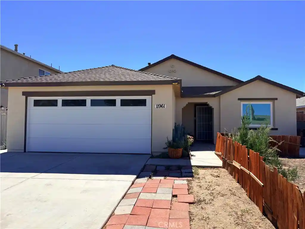 Photo 1 of Single family home for sale at 11961 Luna Rd, Victorville, CA 92392 | MLS# PW26213513 | Listing updated on 2026-10-28