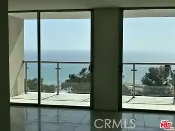 Listing Photo 2 - Condo for sale in 201 Ocean located at 201 Ocean, Santa Monica, CA 90402 - Unit 201 Ocean