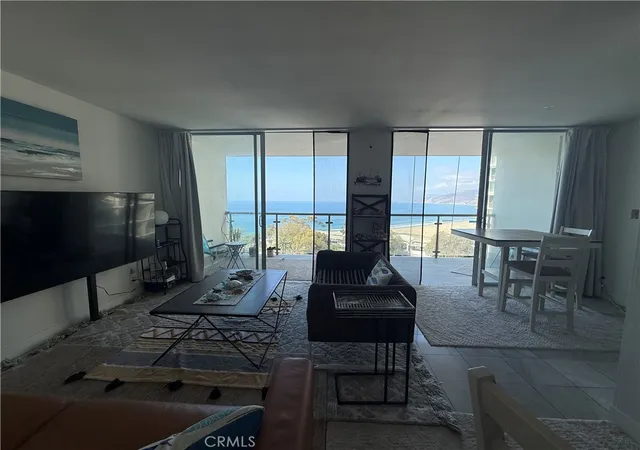 Photo 3 of Condo for sale at 201 Ocean, Santa Monica, CA 90402 | MLS# WS26210539 | Listing updated on 2026-10-09